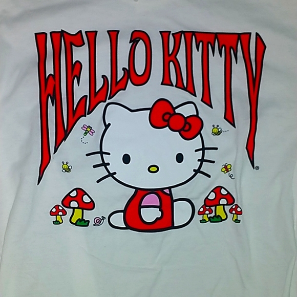 Hello Kitty Shirt - Picture 2 of 3